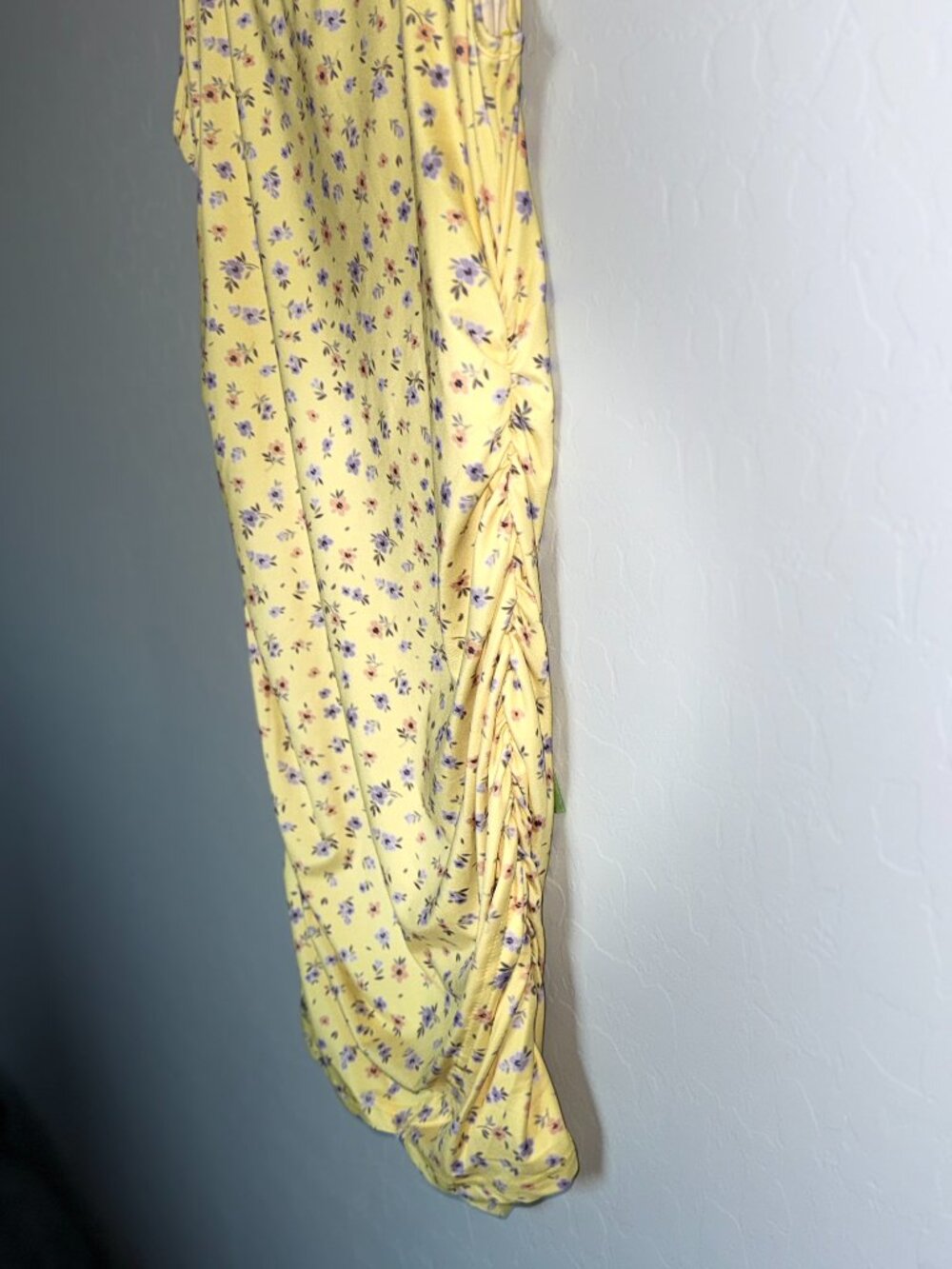 Floral Yellow Bodycon Ruched Sides High-Low Dress Floral Pattern Summer Spring - Picture 6 of 12